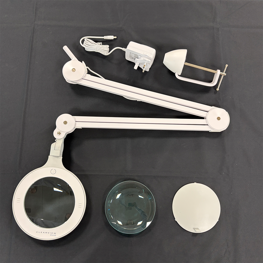 ClearView DUO magnifier lamp